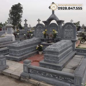 lăng mộ đá công giáo m01