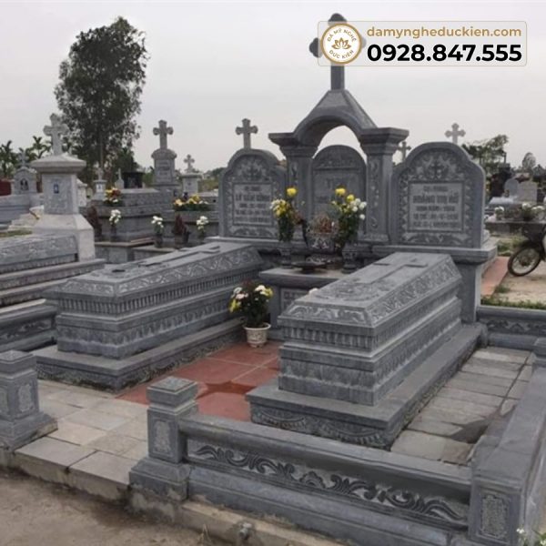 lăng mộ đá công giáo m01