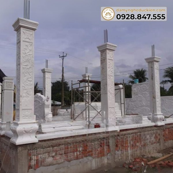 cột đá m04