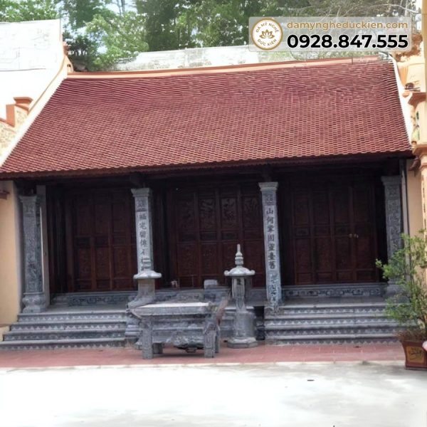 cột đá m05