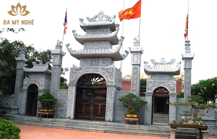 Kích thước của cổng sẽ được linh hoạt điều chỉnh cho phù hợp với quy mô công trình và yêu cầu khách hàng