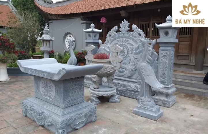 Đồ thờ đá giúp tôn lên vẻ trang nghiêm và linh thiêng cho nơi thờ tự