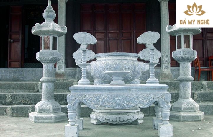 Những ưu điểm của bàn thờ thiên đá đẹp