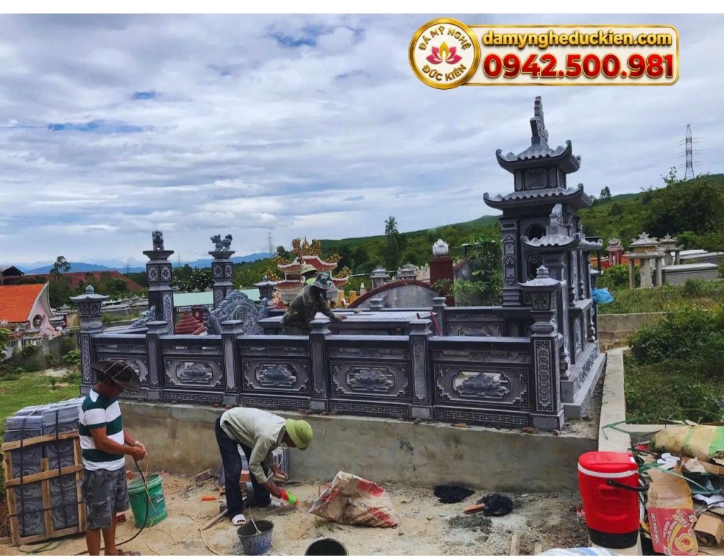 Mẫu Lăng Mộ Đá Gia Đình Đẹp, Chạm Khắc Tinh Xảo – Đá Mỹ Nghệ Đức Kiên
